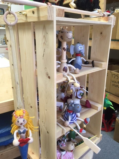 Small Store Display Crate - Image 4